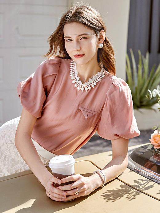 欧芮儿短袖雪纺衫女2021新款蕾丝拼接花边钉珠泡泡袖气质优雅上衣 商品图0