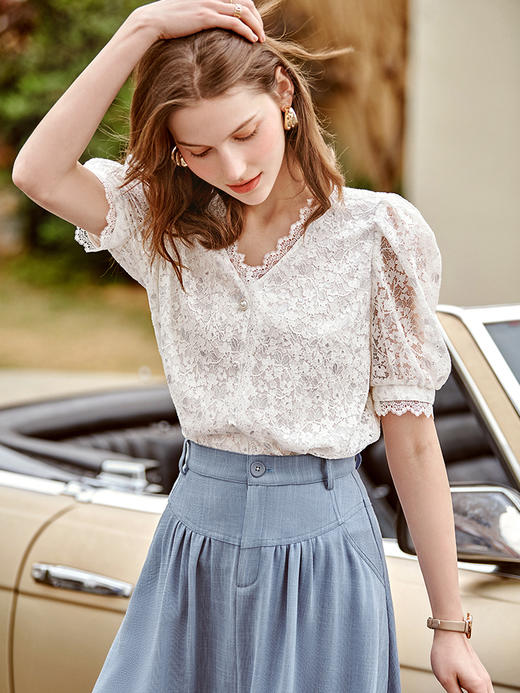 欧芮儿法式蕾丝衫2021春夏新款V领泡泡袖开衫洋气气质宽松上衣 商品图1