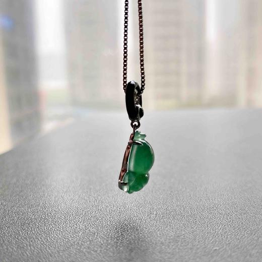 高冰种湖水绿厚庄翡翠金蟾18k白金钻石黑玛瑙镶嵌 商品图9