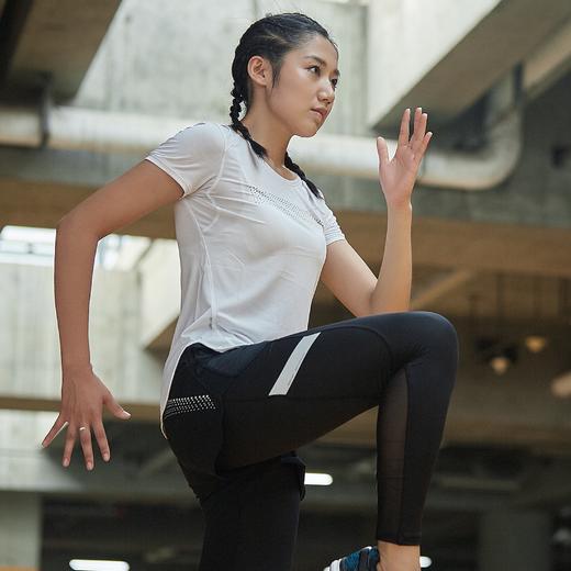 身体智慧 BODYWIT 女款 WIT.极 跑步短袖 商品图1