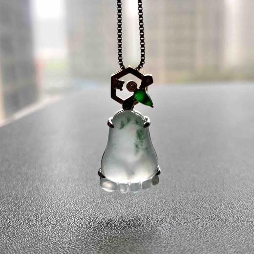 高冰种飘花翡翠知足常乐幸福甜蜜18k白金黄金钻石镶嵌高冰种阳绿翡翠水滴 商品图9