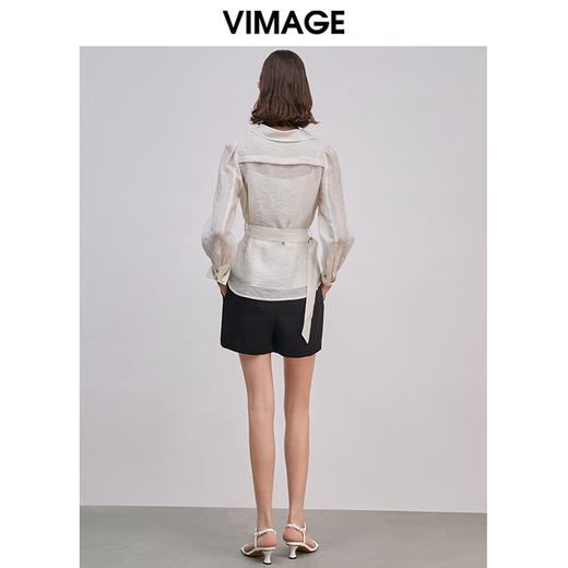 VIMAGE纬漫纪春季新款洋气微透简约收腰翻领显瘦衬衫女上衣 商品图4