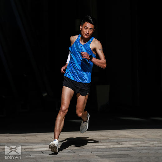 身体智慧 BODYWIT 男款 飞天PRO 速干超轻马拉松背心 商品图1