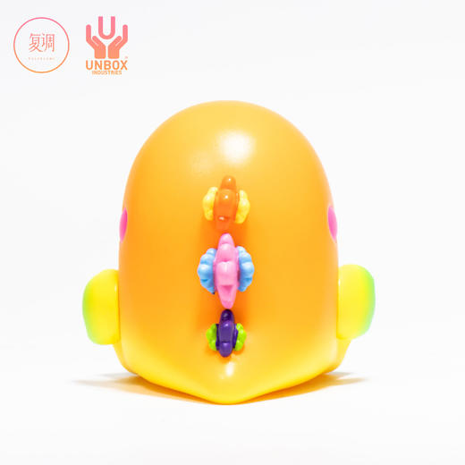 现货 Unbox 彩虹小恐龙 搪胶 潮玩 摆件 玩具 商品图4