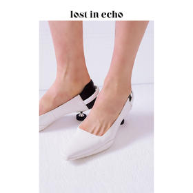 【下架】lost in echo 设计师春夏新款 橡胶前掌运动后跟尖头图钉跟单鞋