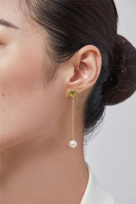 Pearl moments 橄榄石珍珠耳线 商品图3