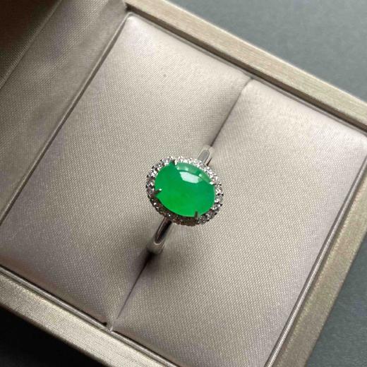 冰种阳绿翡翠蛋面戒指18k白金钻石镶嵌 商品图3