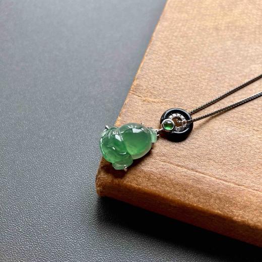 高冰种湖水绿厚庄翡翠金蟾18k白金钻石黑玛瑙镶嵌 商品图2