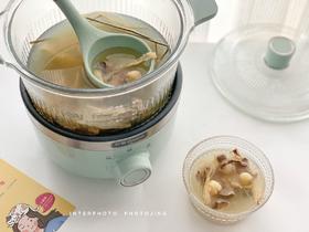 养生锅丨灯芯草玉竹猪心汤