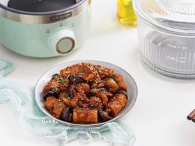 养生锅丨板栗山药焖鸡