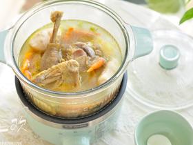 养生锅丨芋头鸡汤