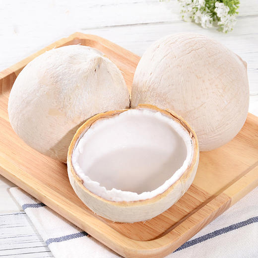 【1颗】海南牛奶椰皇 去皮椰子椰青1个【当天提货】 商品图0