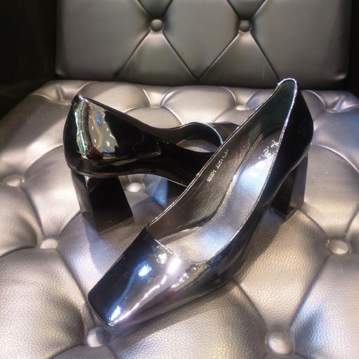 LFGJ  10301 时尚潮流方跟鞋 商品图9