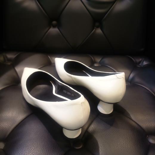 LFGJ  10302  经典设计师款圆跟女鞋 商品图2