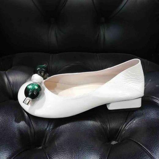 LFGJ 12003  真皮浅口单鞋女低跟粗跟漆皮圆头娃娃鞋豆豆鞋 商品图1