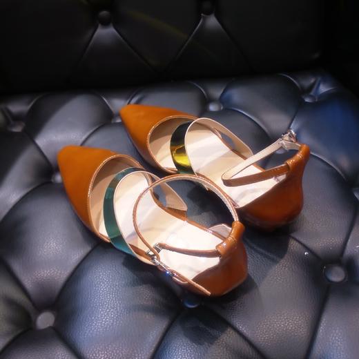 LFGJ 9504 设计师款牛皮平底尖头女鞋 商品图5