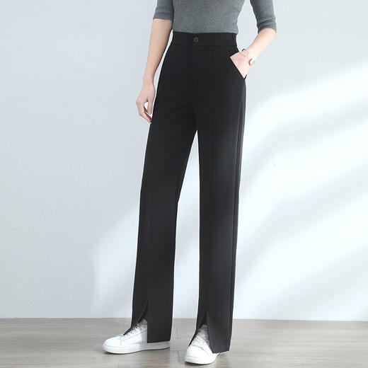 「“大象腿”福音」轻松遮肉  适合各种腿型！2024爆款新春西装裤 垂感舒适高腰开叉直筒裤 显高显瘦 秒变大长腿 小个子也能穿的显瘦显高神裤 商品图6