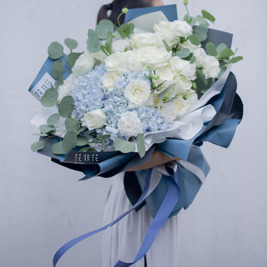 《岁月》-蓝白色系花束 商品图1