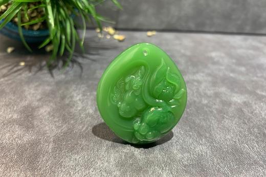 【御珠宫坊】碧玉花鱼挂件 商品图0