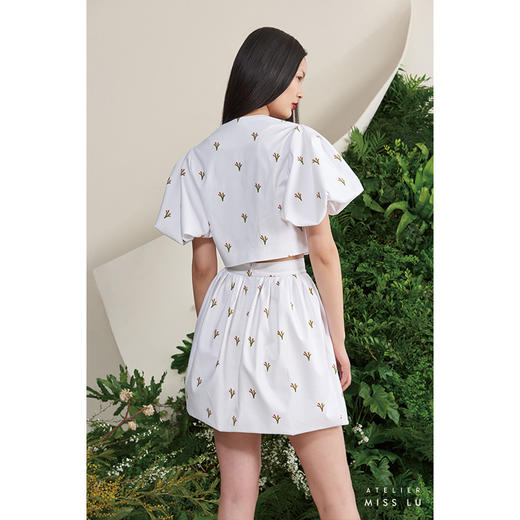 【苏茜】小鹿藻异形小方领泡泡袖短上衣/00182 商品图3