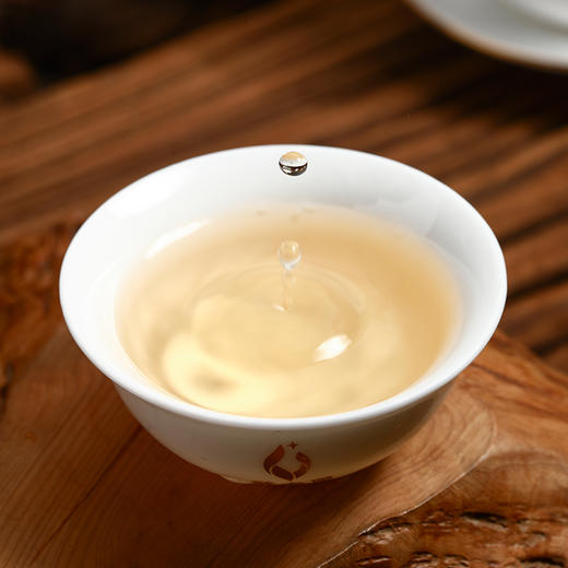 武夷星六出9191寿眉饼装福建政和白茶茶叶老白茶茶饼350g 商品图3