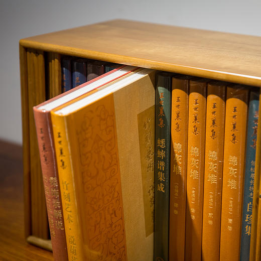 《王世襄集》金丝楠木书箱限量收藏版 商品图2