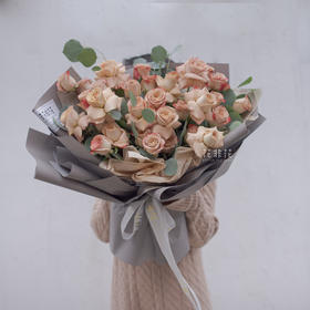 《卡布奇诺》-高端花束