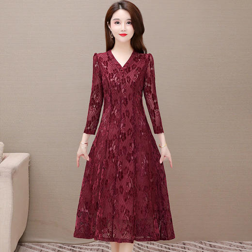 YWE  21A32阔太太气质大码婚宴蕾丝连衣裙 商品图1