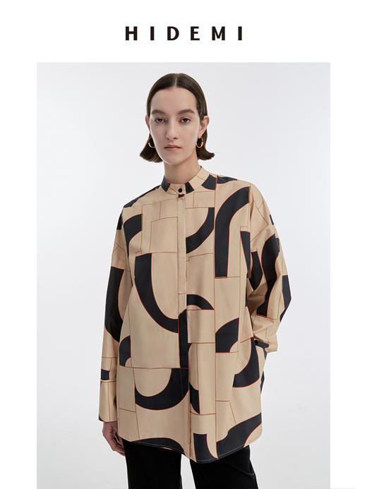 HIDEMI 几何设计感印花圆领简约衬衫 商品图8