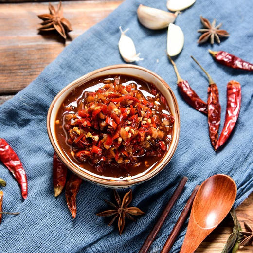 【宜昌助农馆】亲亲马婆 辣椒酱下饭酱200g*3瓶 商品图4