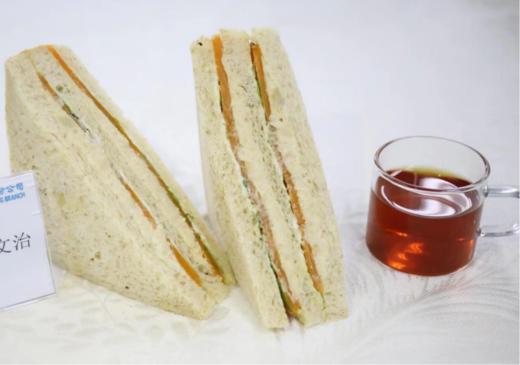 南瓜鹰嘴豆泥三明治 商品图0