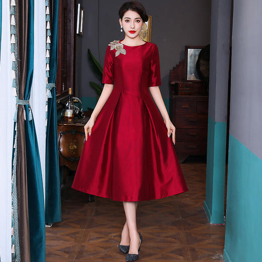 上海旗袍厂TZRY-21001新款喜婆婆连衣裙定制改良旗袍圆领中袖民族风旗袍 商品图0