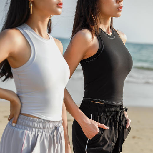 【裸感磨毛】铅灰白带胸垫背心运动工字背心女-可健身房跑步外穿 商品图0