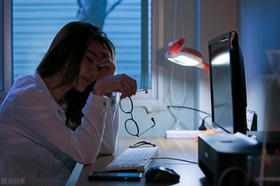 熬夜伤气毁全身！熬夜后的艾灸补救指南，建议都要看看 