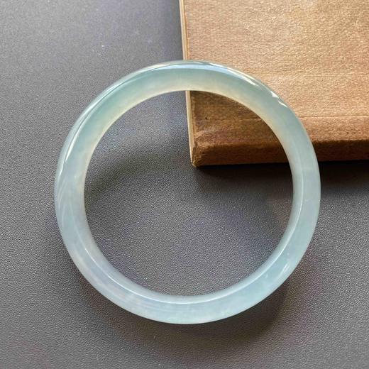 冰种淡晴水飘花翡翠手镯58 商品图2