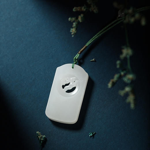 和田玉白玉鹿游仙踪玉牌 细腻糯白 温润灵动 商品图0