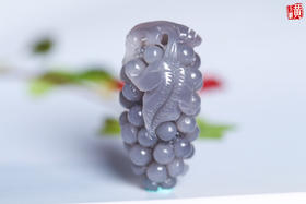 和田烟紫玉葡萄 赠证书（证书编号：SM2011160742） 克重：27.13g