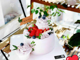 恬静优雅的紫色蛋糕🎂