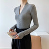 【穿出天鹅颈】小心机V领可外穿打底衫 柔软修身 3色可选 商品缩略图1