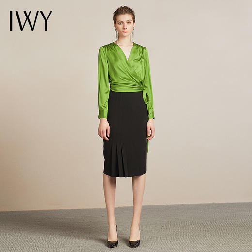 IWY/ 绿色衬衫黑色半裙套装气质百搭衬衣203104B1+193078S2 商品图4