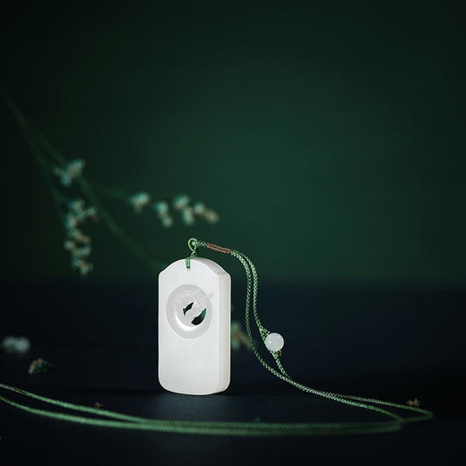 和田玉白玉鹿游仙踪玉牌 细腻糯白 温润灵动 商品图4