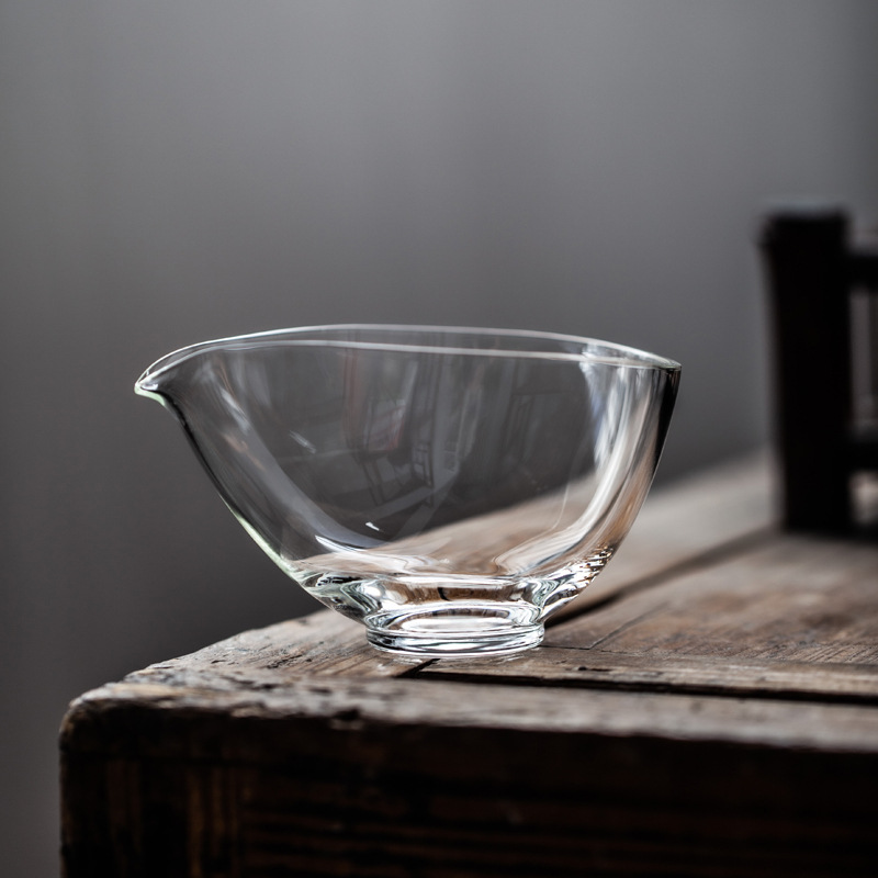 公道杯-高硼硅玻璃-椭圆形树叶形公杯