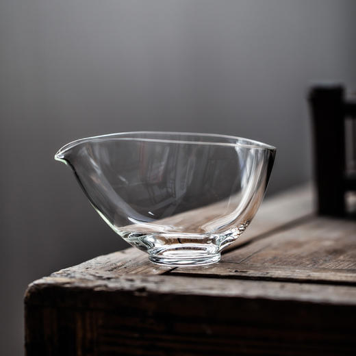 公道杯-高硼硅玻璃-椭圆形树叶形公杯 商品图0