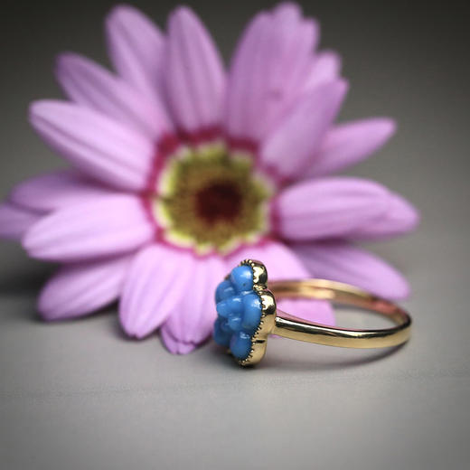 元代琉璃簪头梅花戒指 商品图1