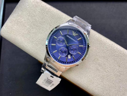 原单 Armani阿玛尼 型号：AR2448尺寸：43mm*12mm多功能三眼计时情侣腕表。 搭载多功能跑秒石英机芯强大的分针计时/秒表计时/24小时同步 商品图5