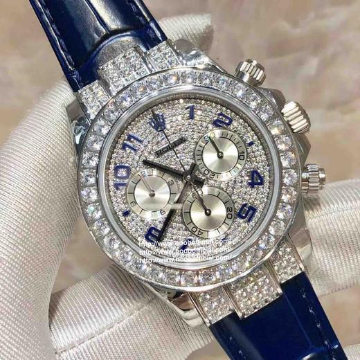 zui高品质劳力士满钻迪通拿密镶116599满天星到货，圈口镶嵌60颗梯形方钻，12颗蓝色宝石号称“十二蓝宝”，这款腕表最大的亮点莫过于表圈上的12颗精美方形蓝宝石 商品图8