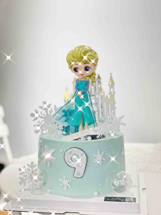 冰雪奇缘主题蛋糕，全部来自英国的蓝风车无添加动物奶油，主题装饰或有部分随机搭配，每款都是特别的存在 商品图1