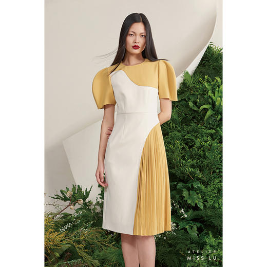 【玛丽假期】不规则奶黄米白撞色泡泡袖褶皱连衣裙/0000651 商品图0