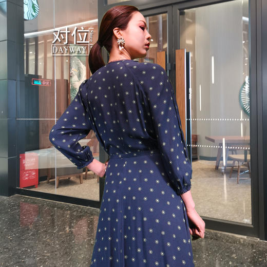 对位SQQEJ7_连衣裙_ZK 商品图3