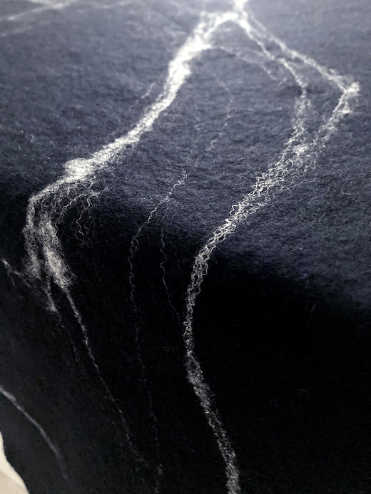 疗愈羊绒|星云手工毛毡羊绒围巾 SJF92P615N 商品图6